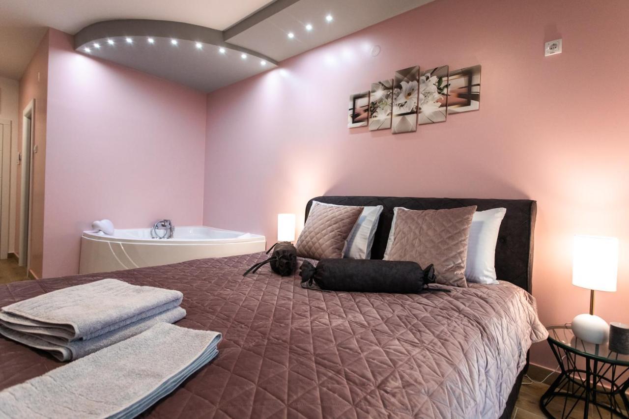 Room Jacuzzi “Athena” Subotica Dış mekan fotoğraf