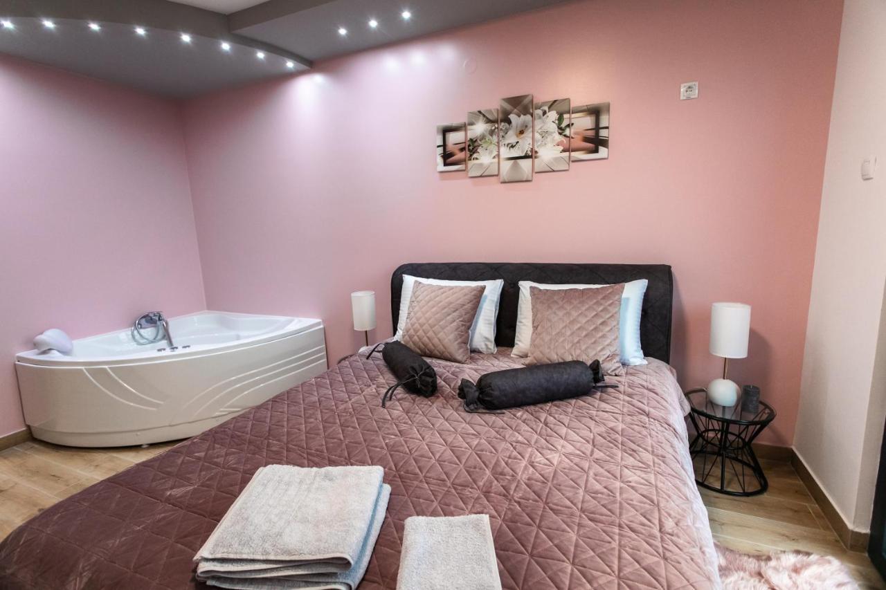 Room Jacuzzi “Athena” Subotica Dış mekan fotoğraf